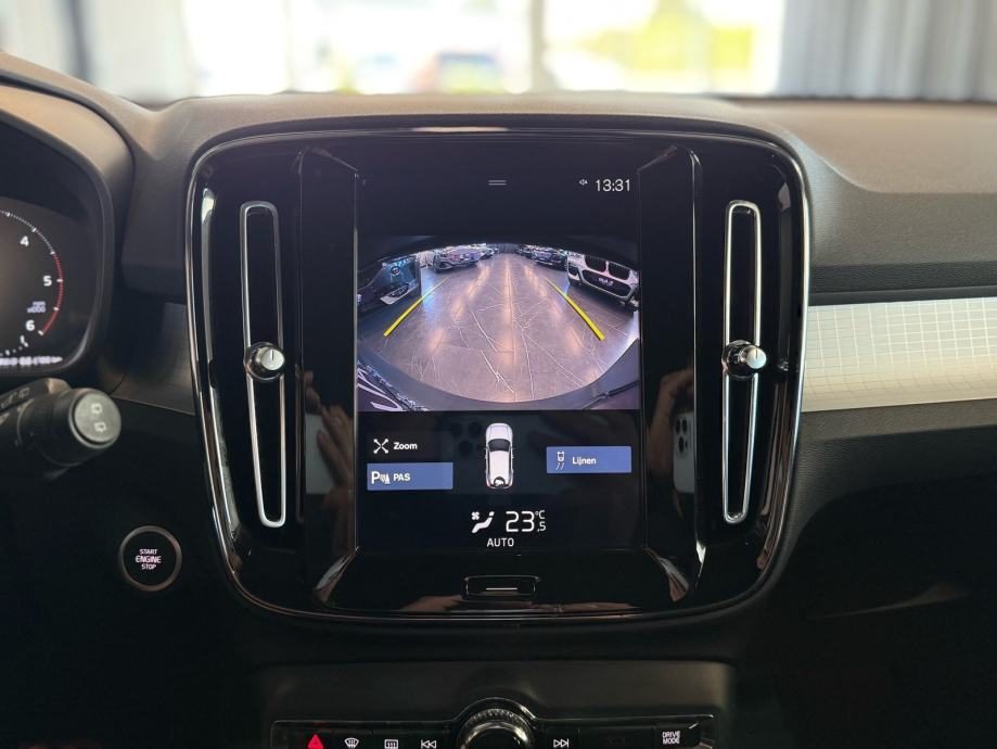 2020 Volvo XC40 — fotografija 12