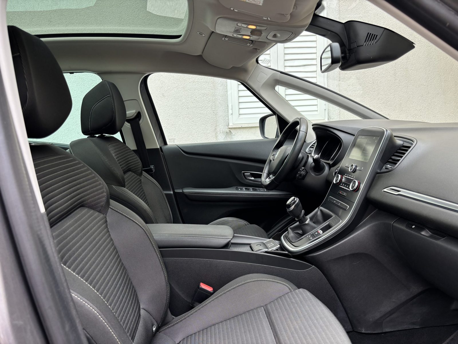 2016 Renault Scenic — fotografija 20