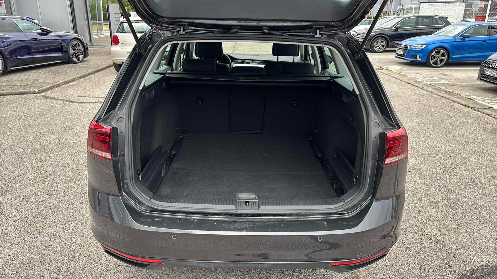 2022 Volkswagen Passat Variant — fotografija 12