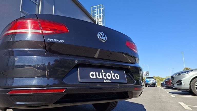 2019 Volkswagen Passat — fotografija 28