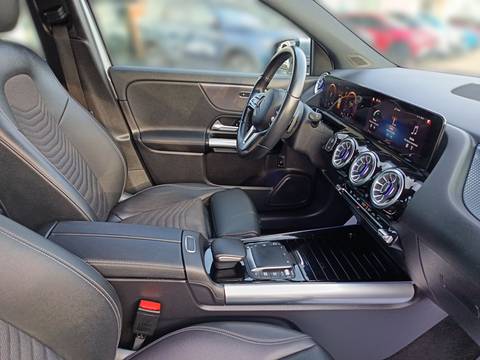 2023 Mercedes-Benz GLA — sličica 23