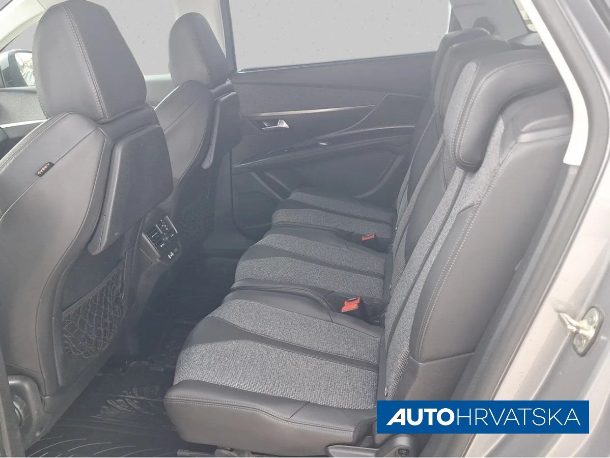 2018 Peugeot 5008 — fotografija 12