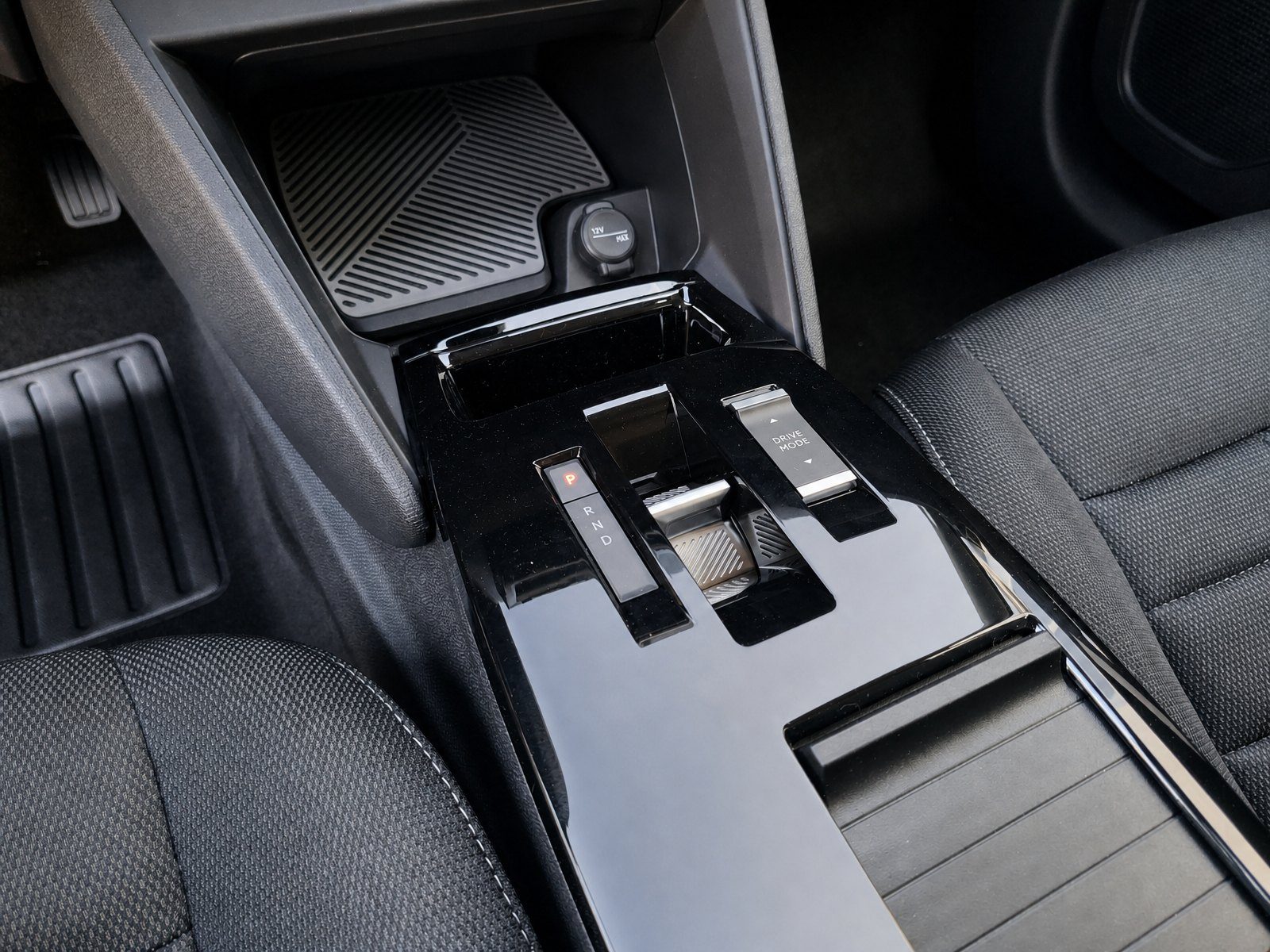 2026 Citroën C4 — fotografija 13