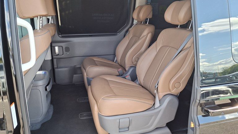 2023 Hyundai Staria — fotografija 7