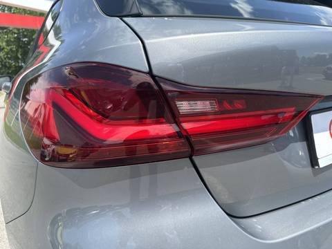2023 BMW Serija 1 — sličica 16