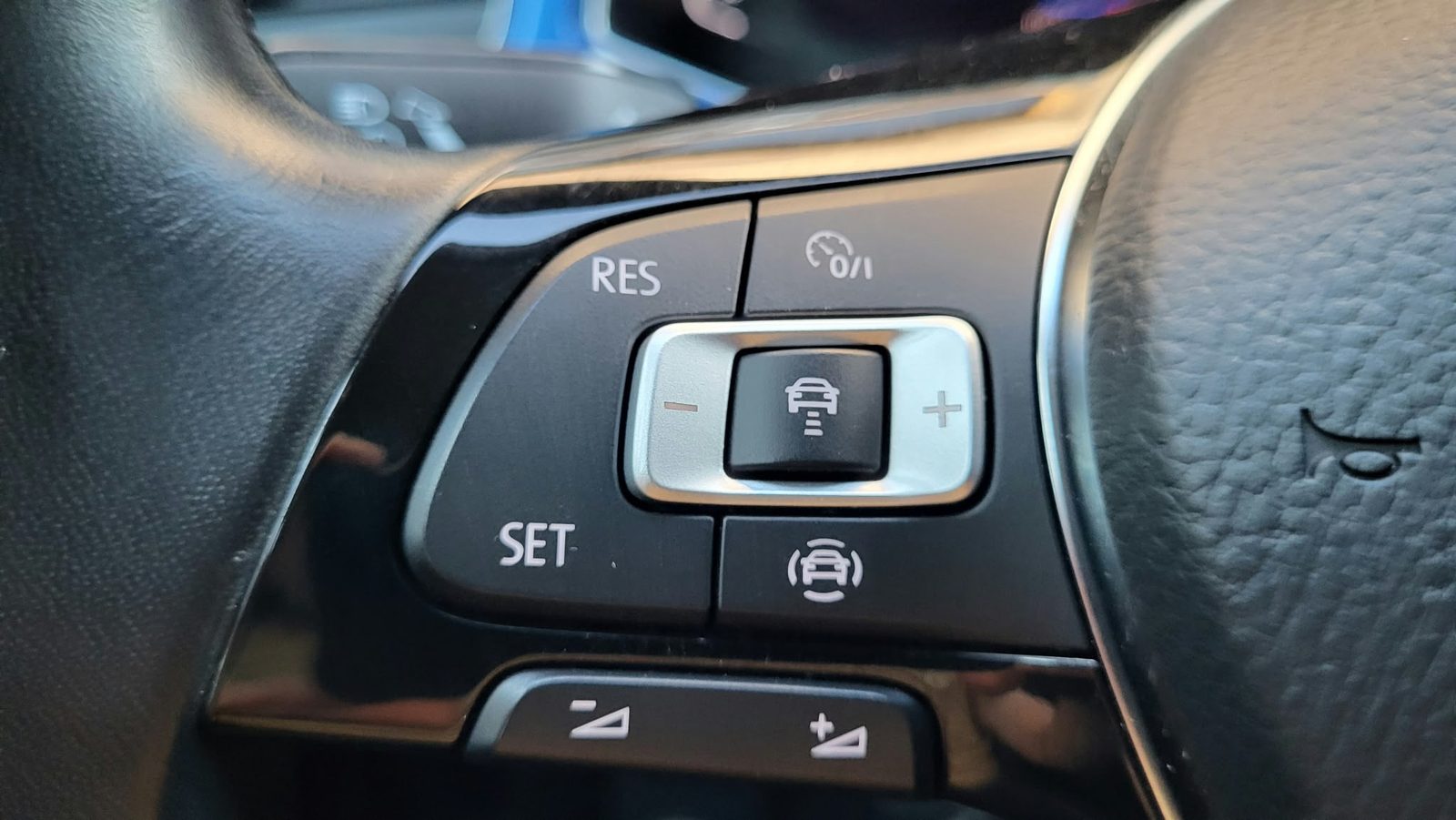 2019 Volkswagen T-Roc — fotografija 16