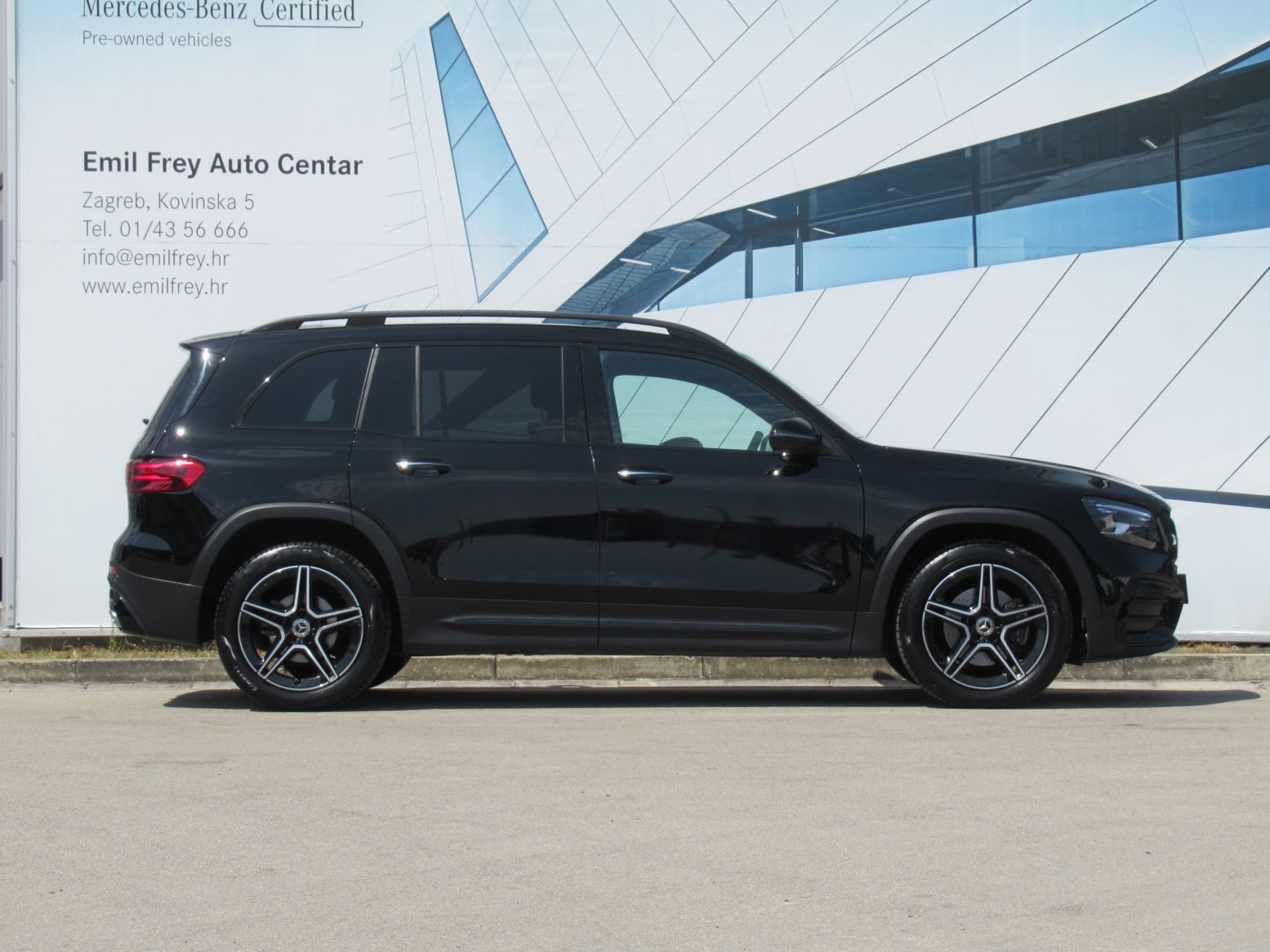 2025 Mercedes-Benz GLB — fotografija 5