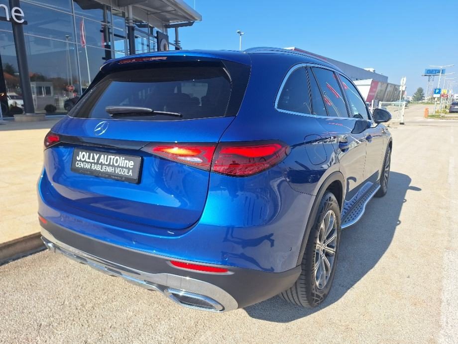 2025 Mercedes-Benz GLC — fotografija 8