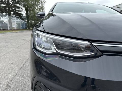 2023 Volkswagen Golf — sličica 13
