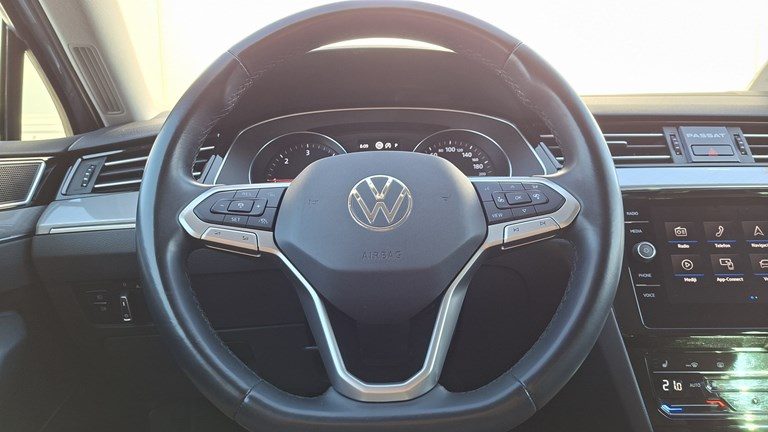 2020 Volkswagen Passat — fotografija 16
