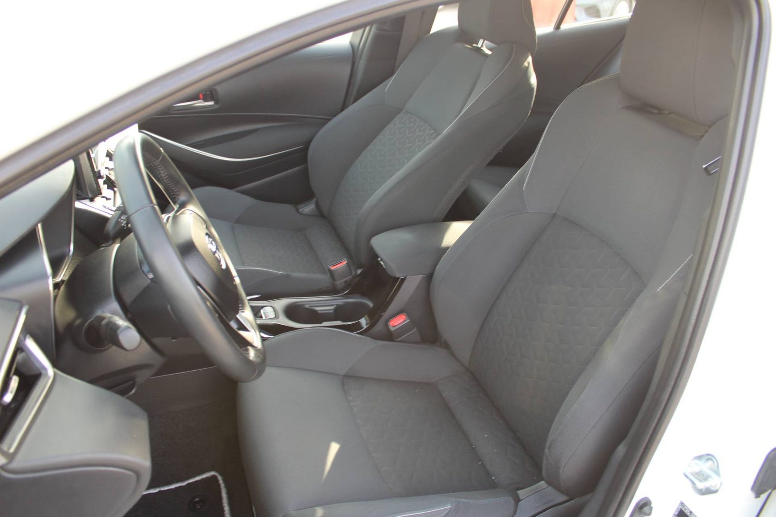 2021 Toyota Corolla — fotografija 9