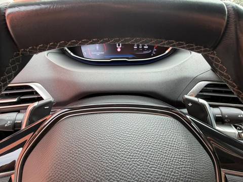 2022 Peugeot 5008 — sličica 11