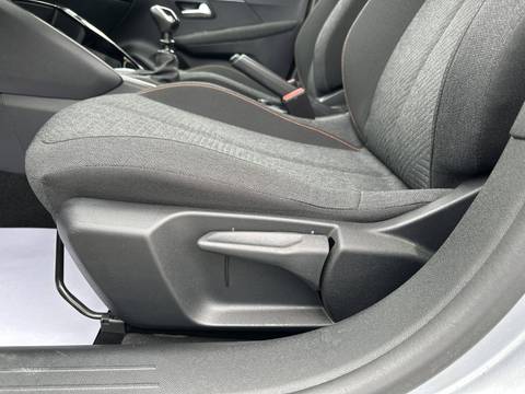 2024 Peugeot 208 — sličica 18