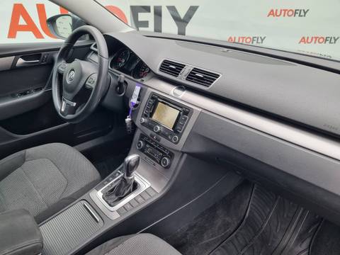 2015 Volkswagen Passat — sličica 18