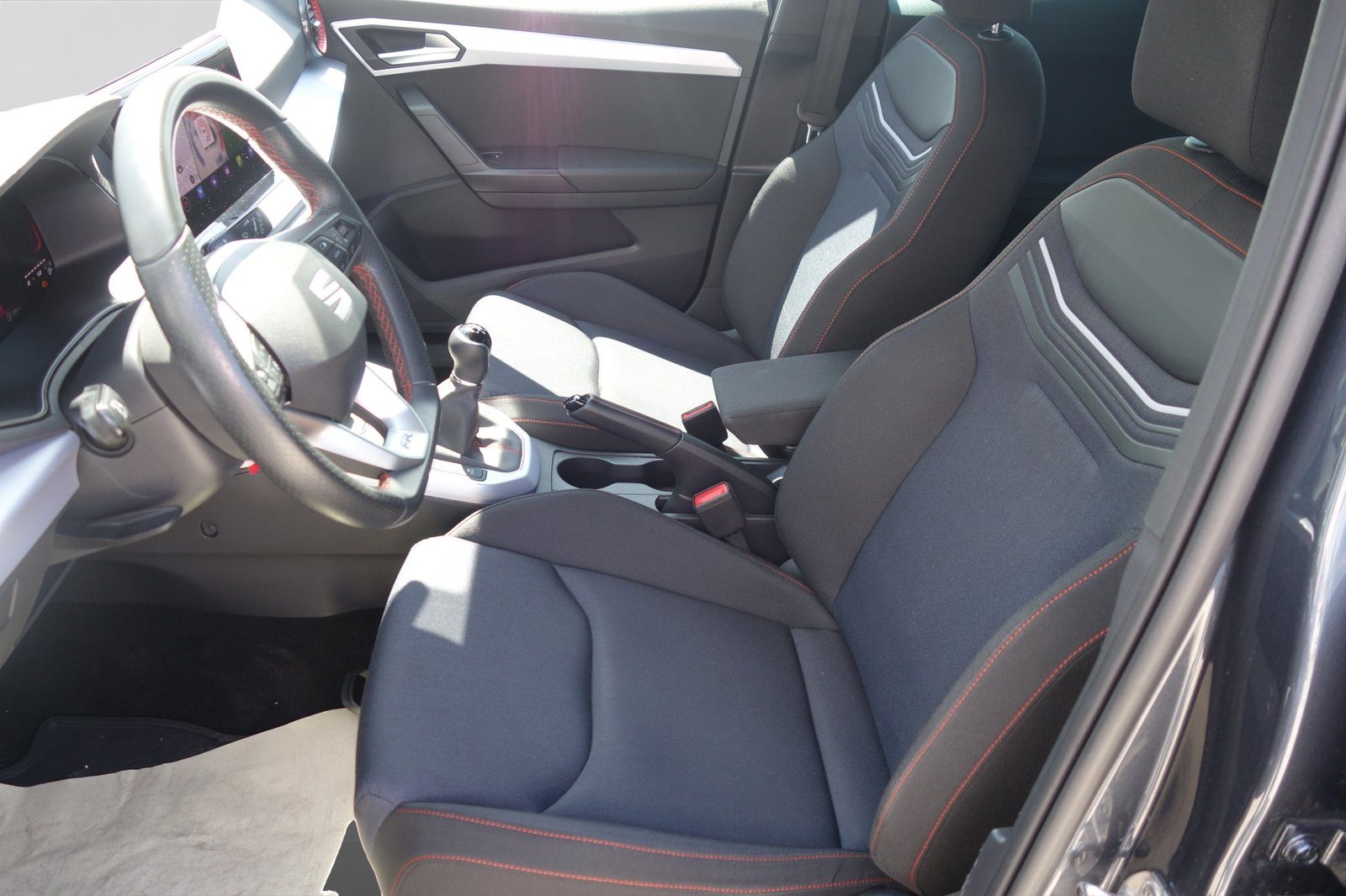 2024 Seat Arona — fotografija 13