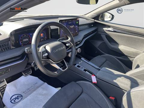 2025 Škoda Superb Sportline — sličica 8