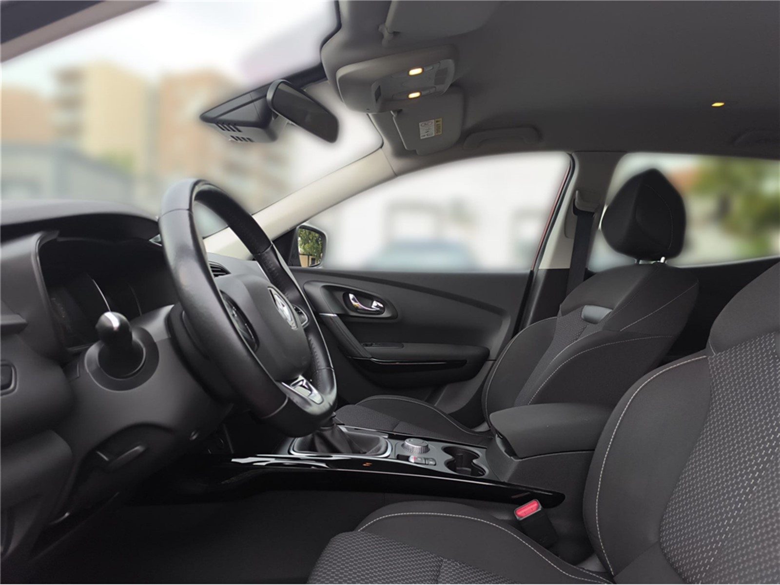 2016 Renault Kadjar — fotografija 8