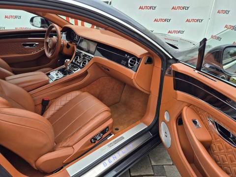 2018 Bentley Continental GT — sličica 13