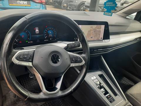 2022 Volkswagen Golf — sličica 12