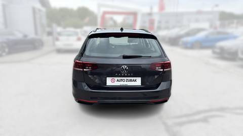 2022 Volkswagen Passat Variant — sličica 6