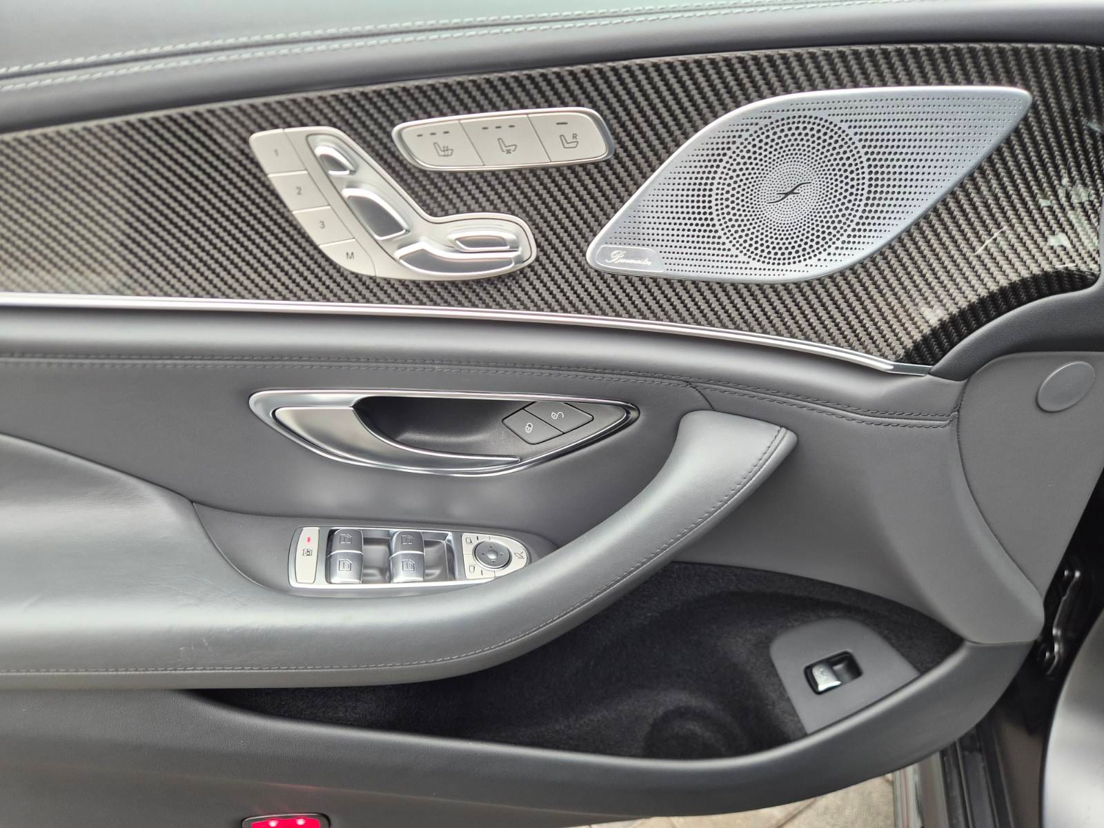 2019 Mercedes-Benz AMG GT — fotografija 17