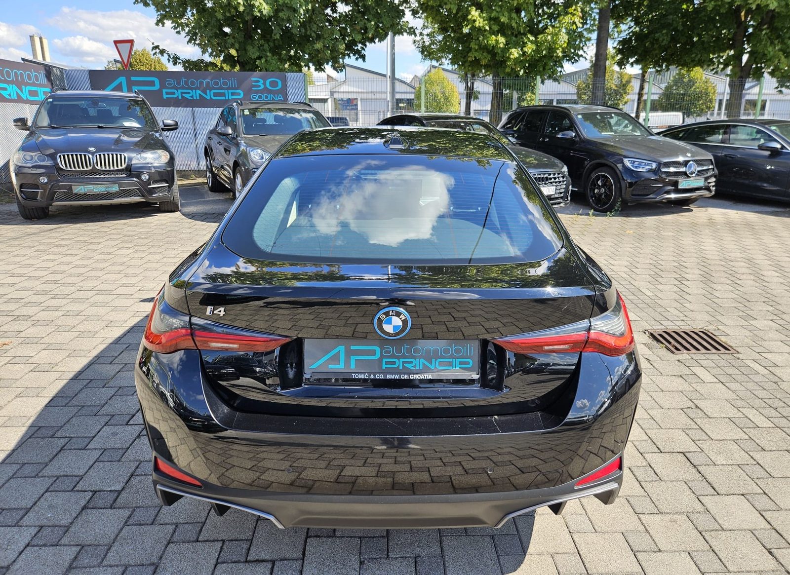 2022 BMW i4 — fotografija 6