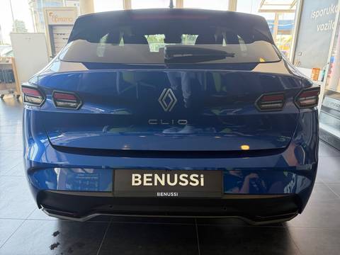 2026 Renault Clio — sličica 9