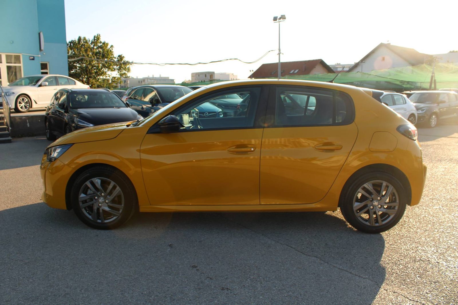 2022 Peugeot 208 — fotografija 8
