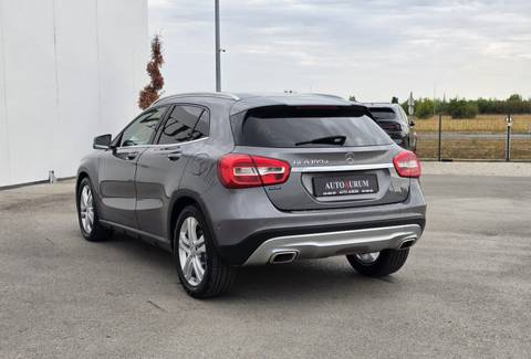 2015 Mercedes-Benz GLA — sličica 3
