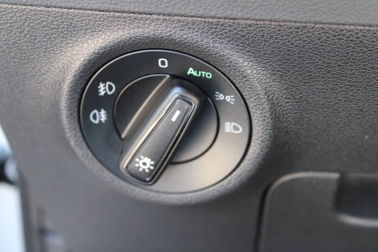 2024 Škoda Karoq — fotografija 16