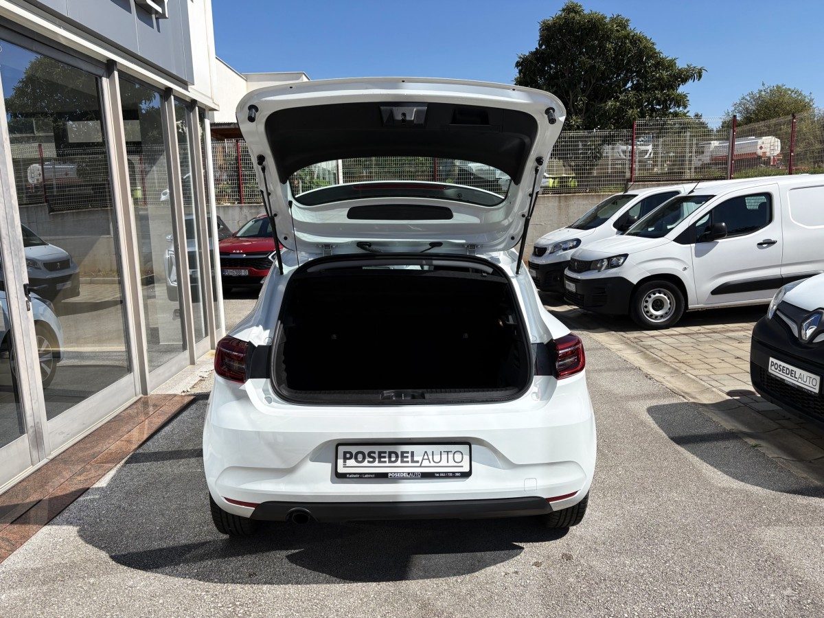 2023 Renault Clio — fotografija 7