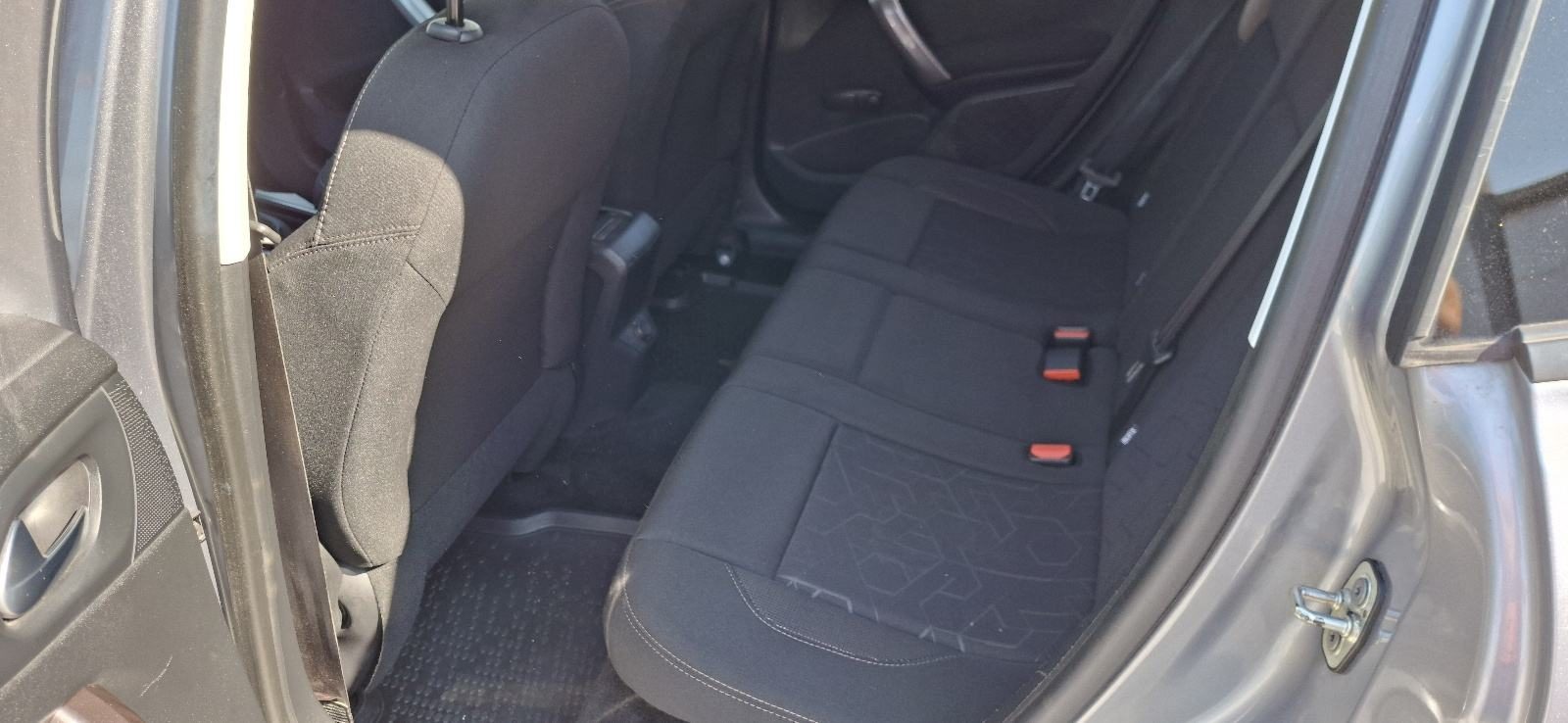2014 Peugeot 2008 — fotografija 10