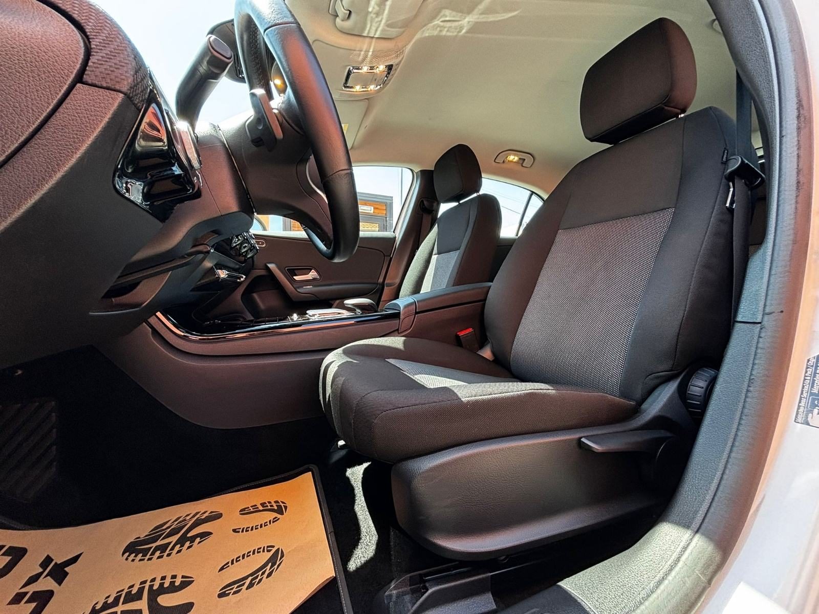 2021 Mercedes-Benz A-klasa — fotografija 15