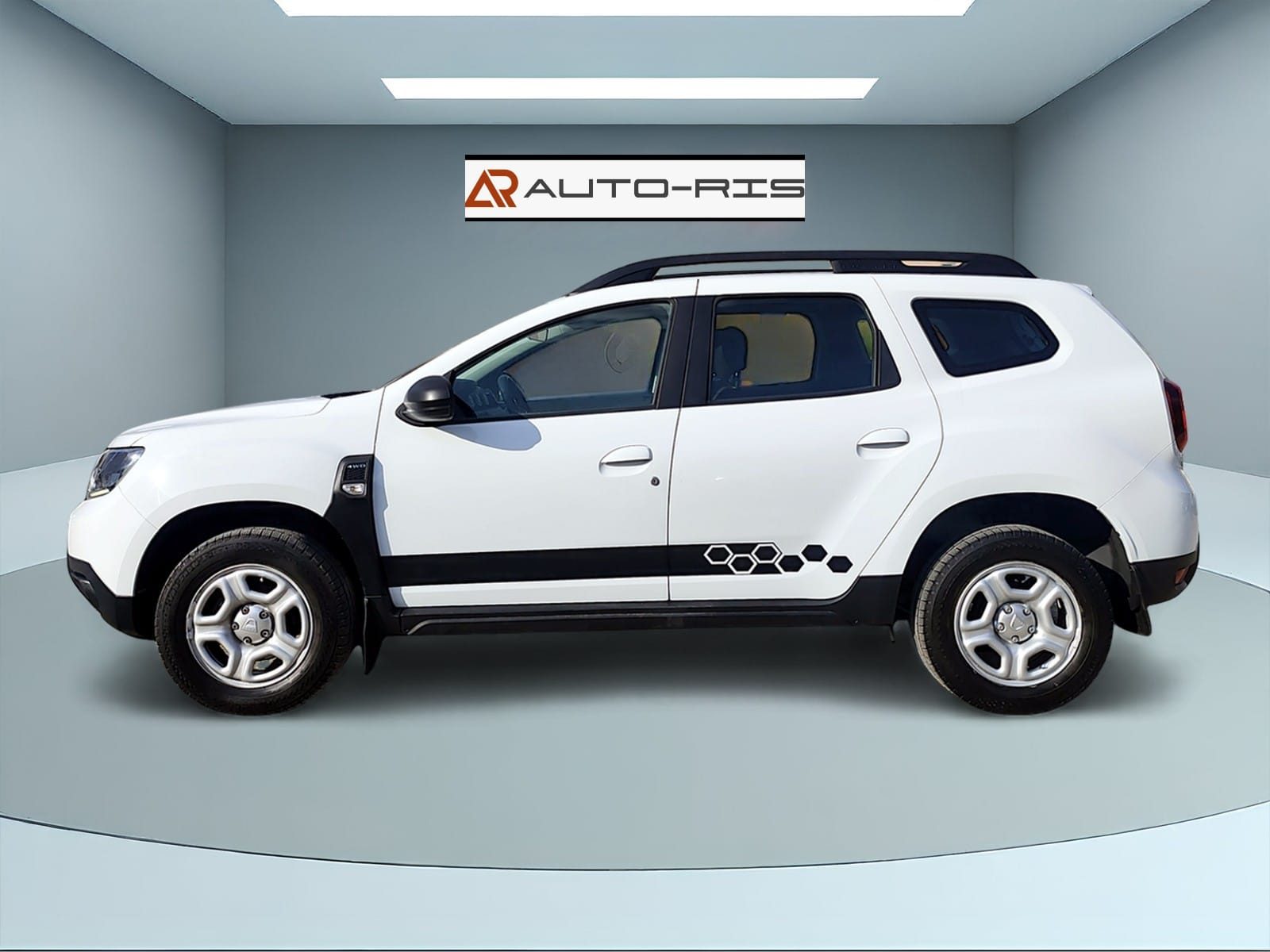 2018 Dacia Duster — fotografija 6