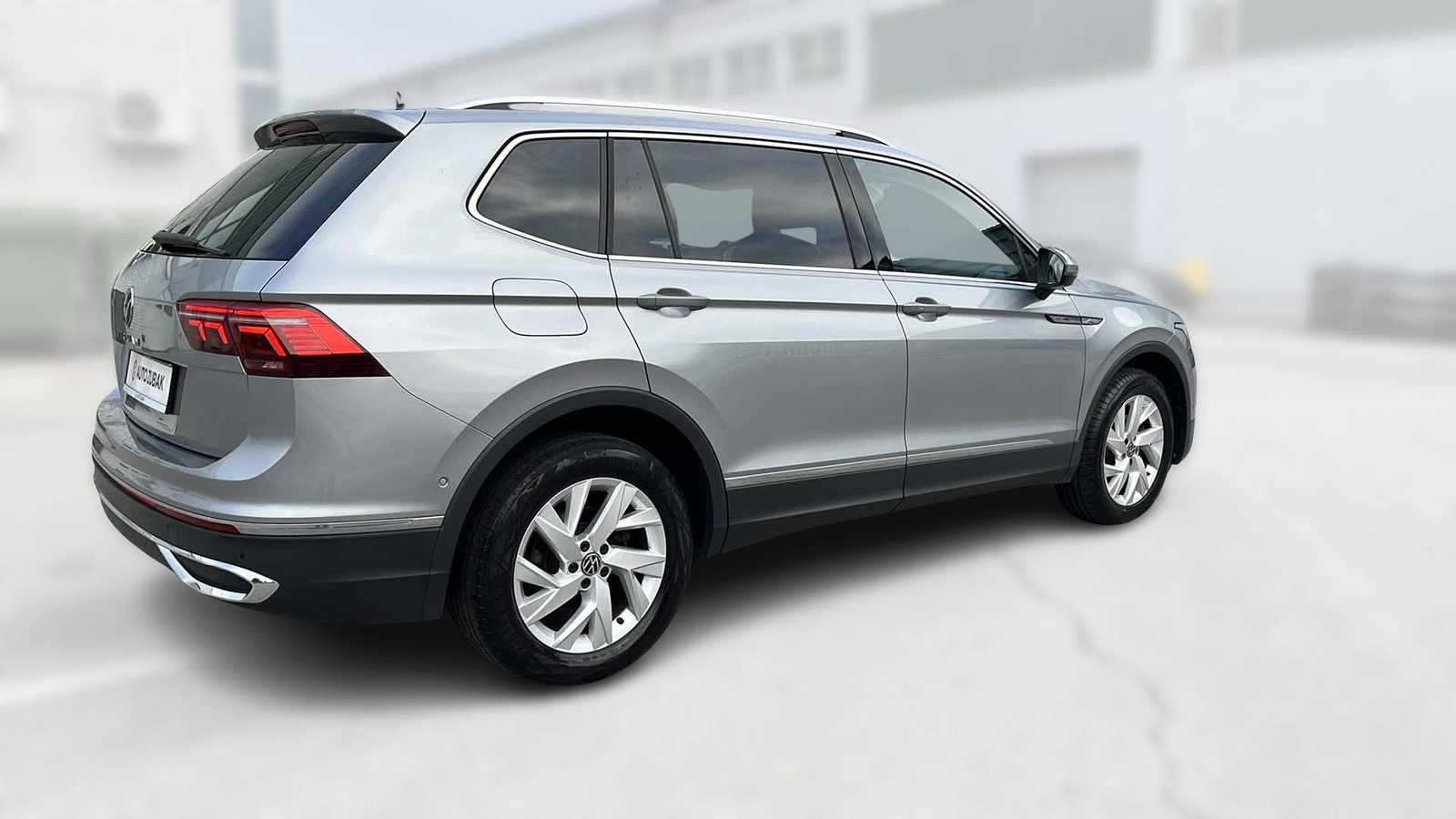 2023 Volkswagen Tiguan Allspace — fotografija 7