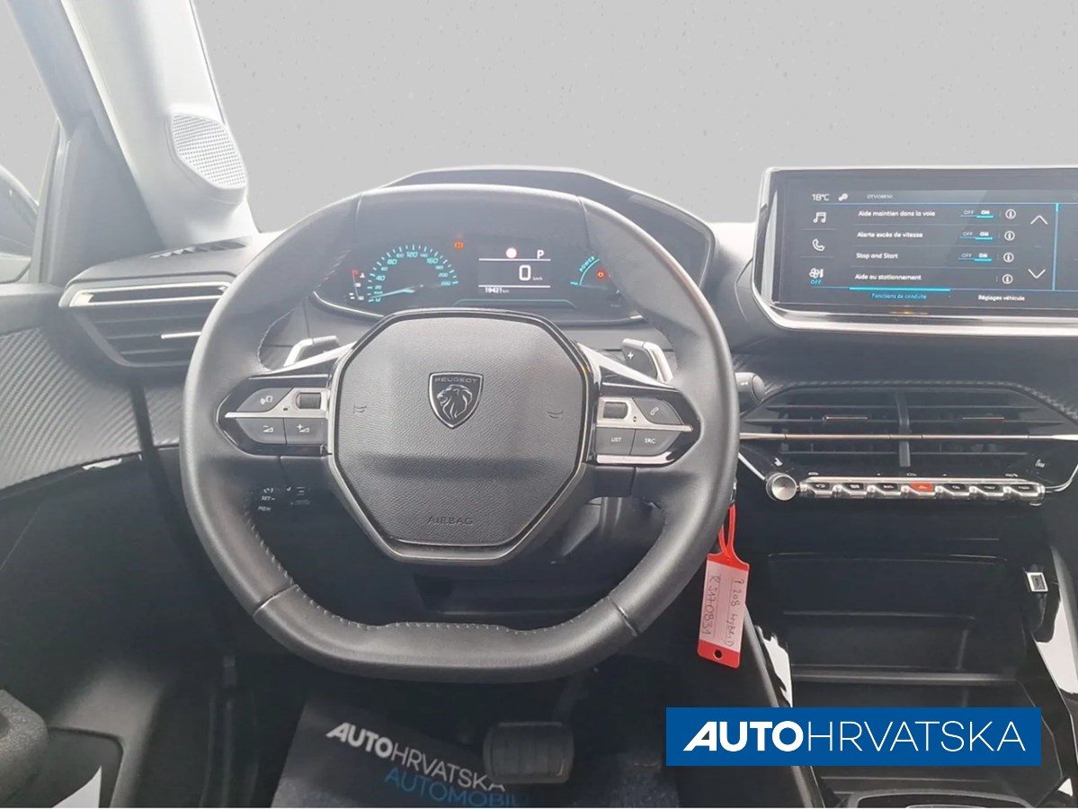 2025 Peugeot 208 — fotografija 9