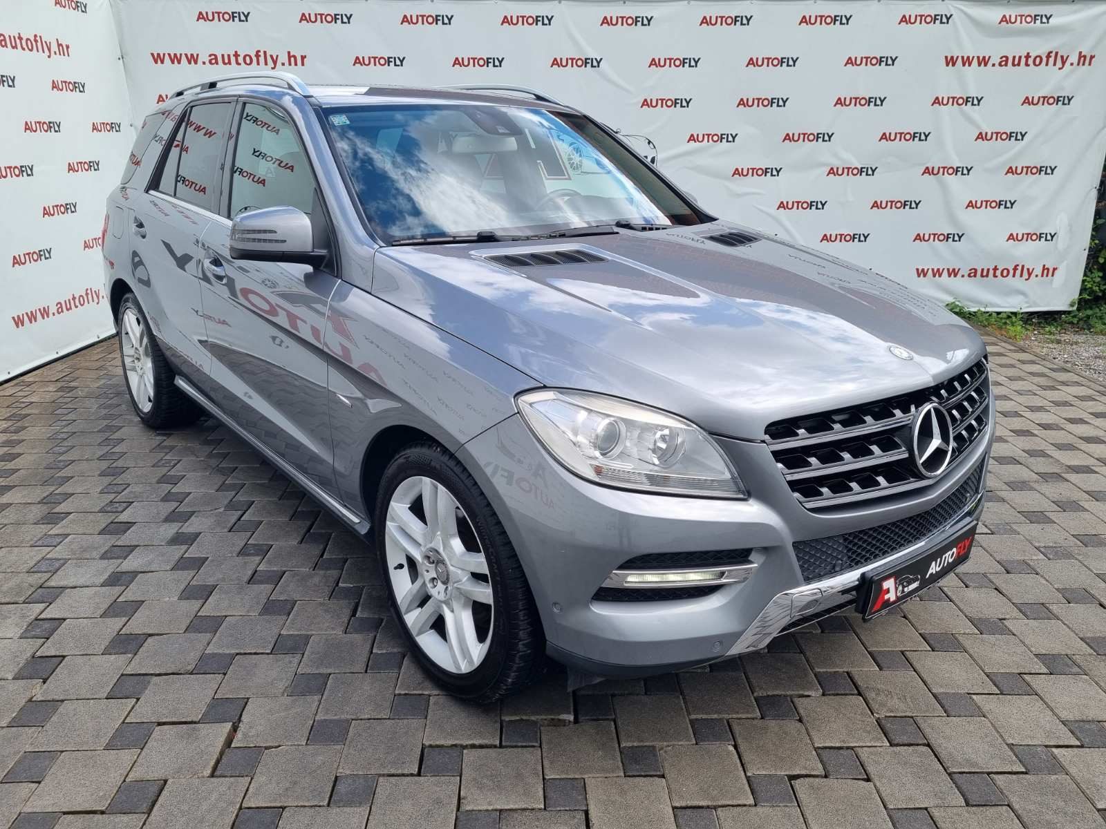 2012 Mercedes-Benz M-klasa — fotografija 10
