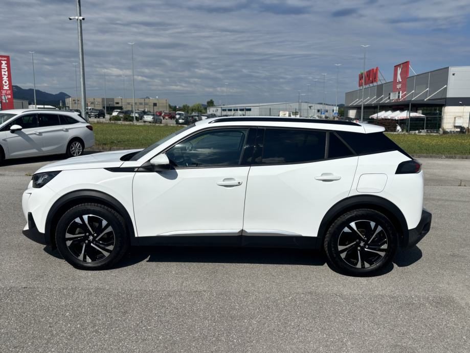 2020 Peugeot 2008 — fotografija 9