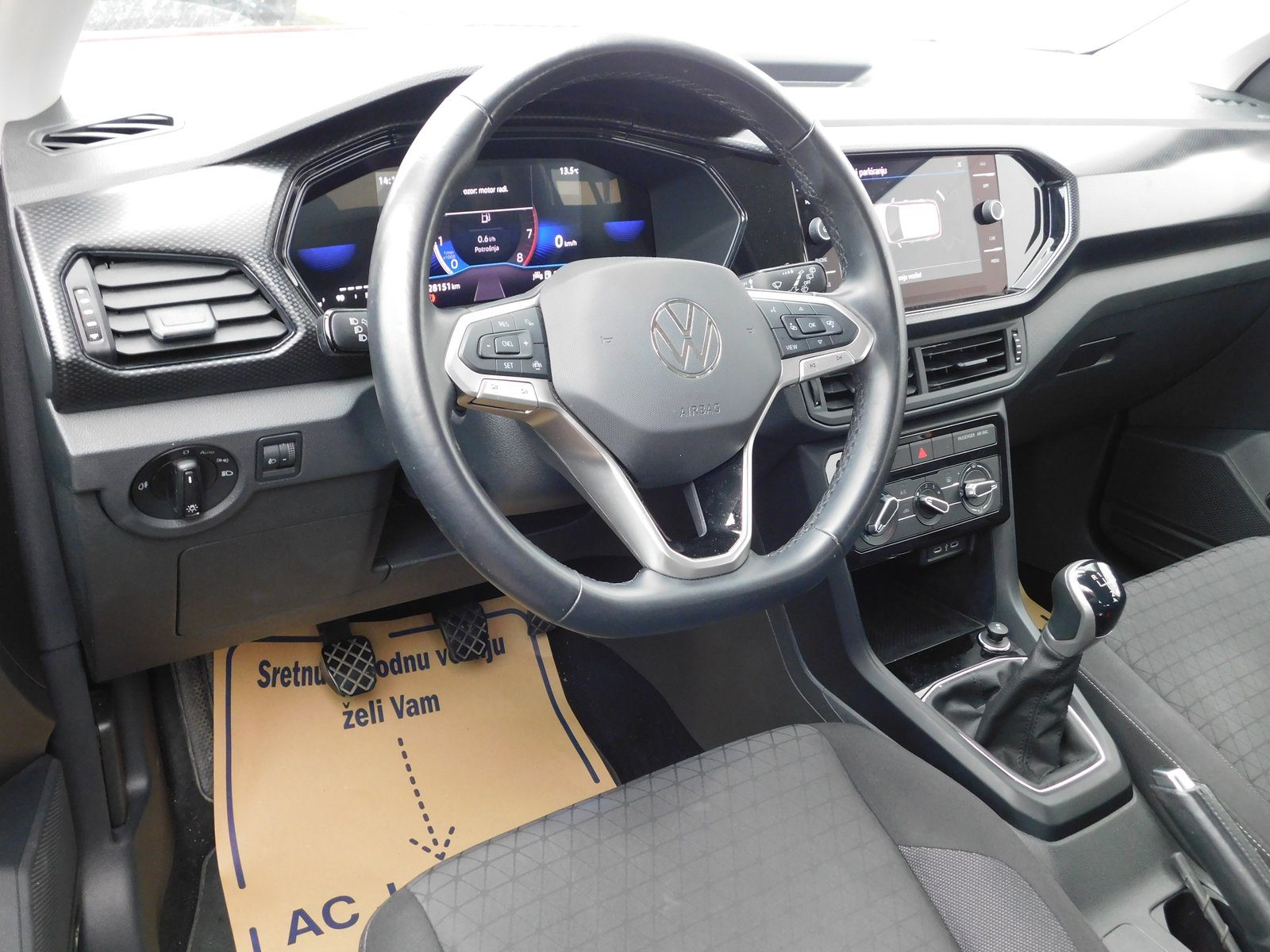 2023 Volkswagen T-Cross — fotografija 9