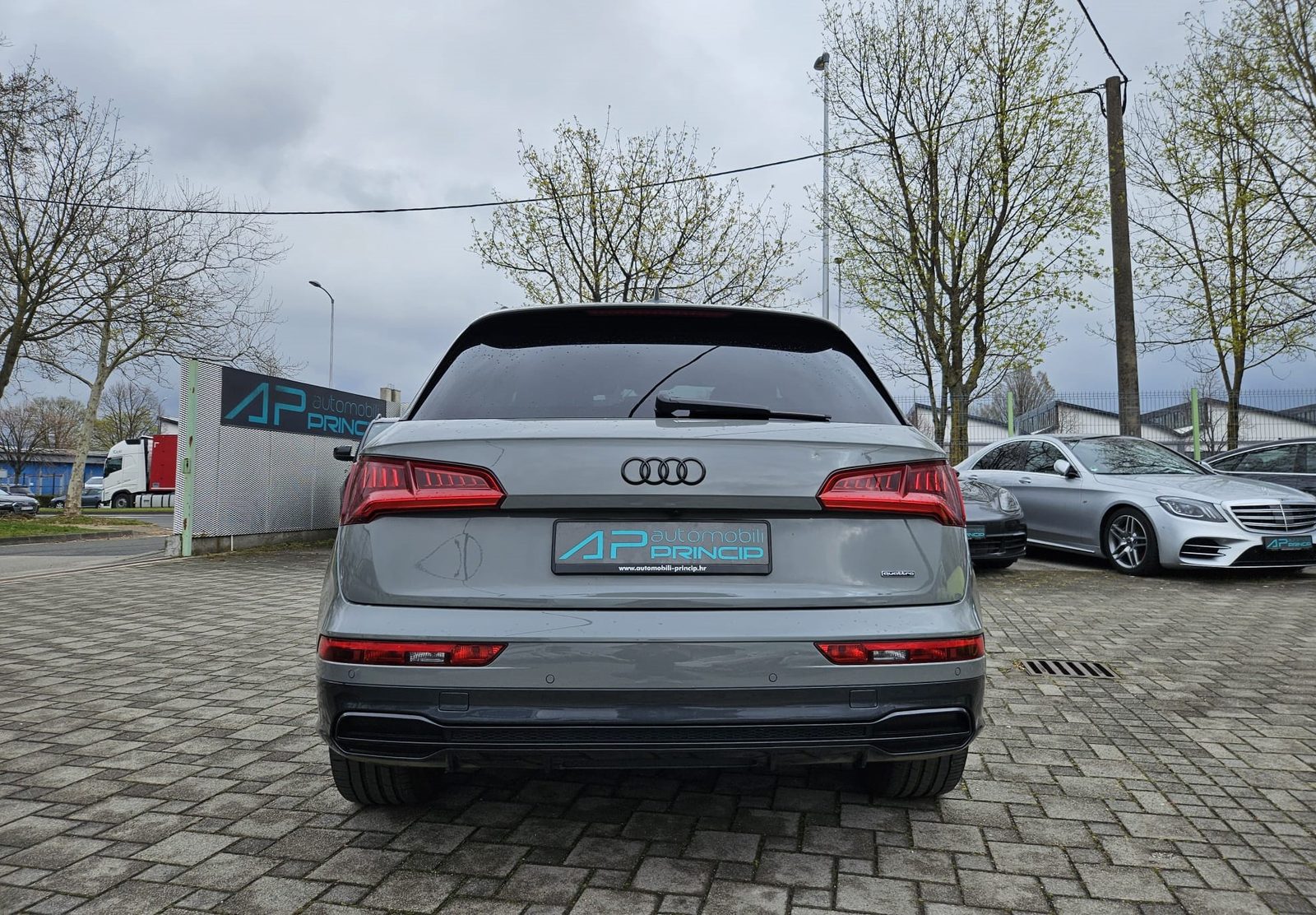 2020 Audi Q5 S line — fotografija 5