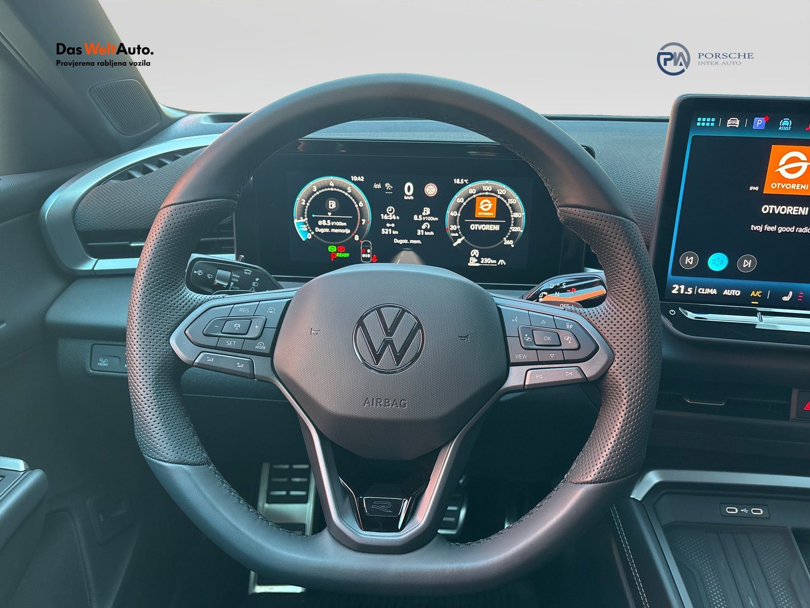 2026 Volkswagen T-Roc R-Line — fotografija 14