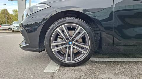 2023 BMW Serija 1 — sličica 2