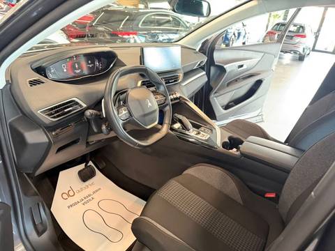 2021 Peugeot 3008 — sličica 13