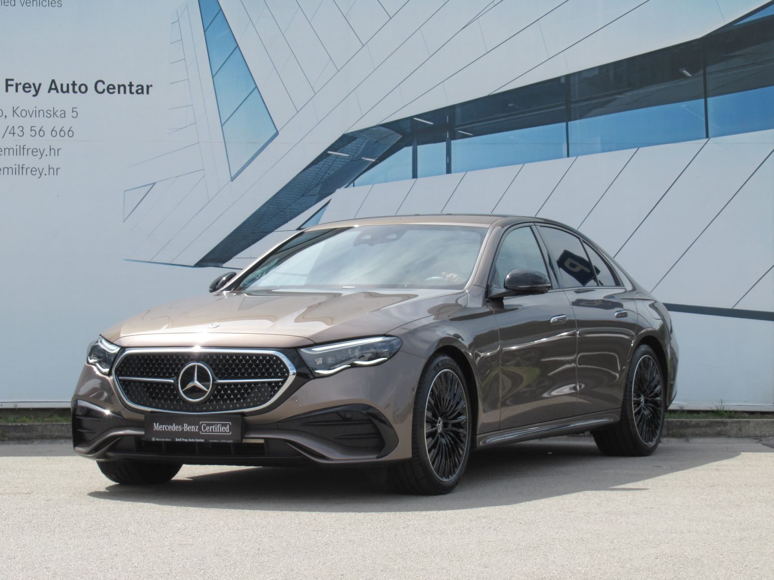 2025 Mercedes-Benz E-klasa AMG Line — fotografija 3