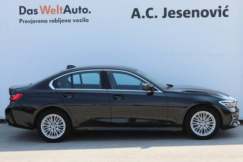 2021 BMW Serija 3 — sličica 4