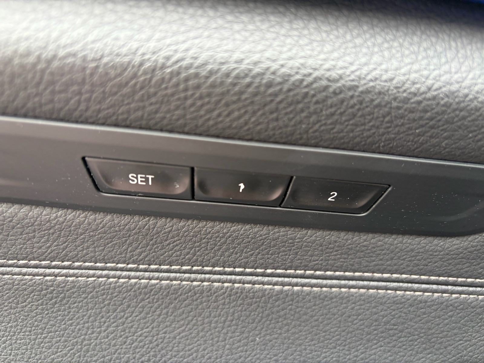 2019 BMW Serija 5 — fotografija 21