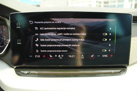 2022 Škoda Octavia — sličica 25