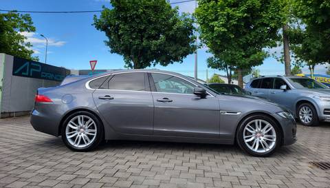 2015 Jaguar XF — sličica 8