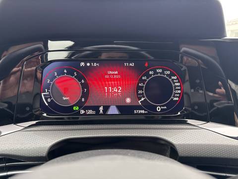 2024 Volkswagen Golf — sličica 26