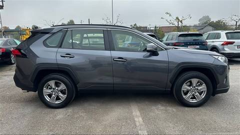 2022 Toyota RAV4 — sličica 4